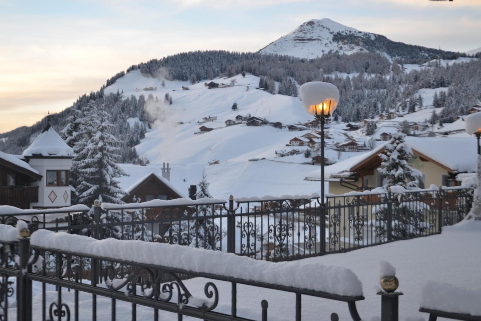 Hotel Scoiattolo Selva di Val Gardena Zewnętrze zdjęcie
