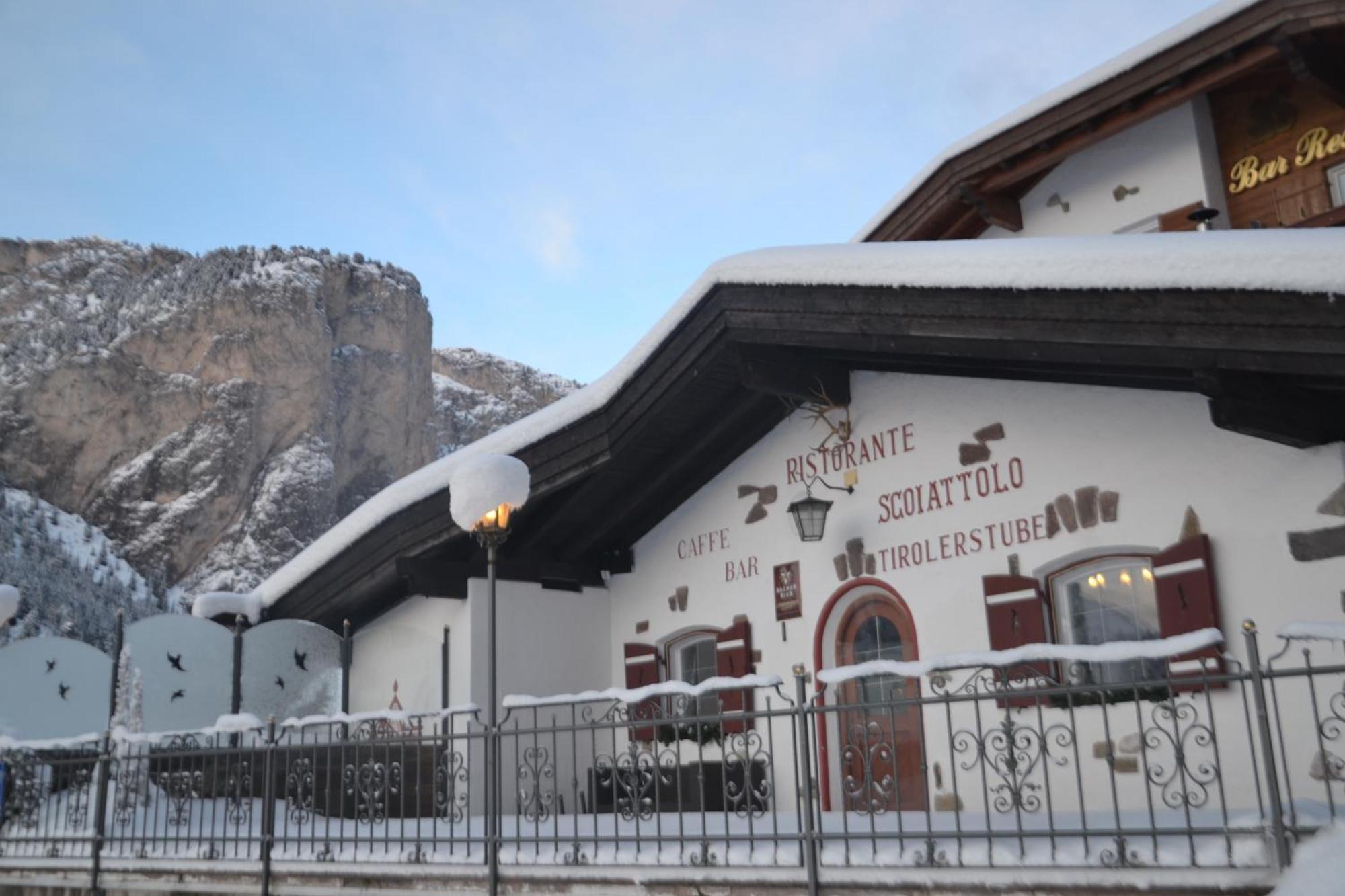Hotel Scoiattolo Selva di Val Gardena Zewnętrze zdjęcie