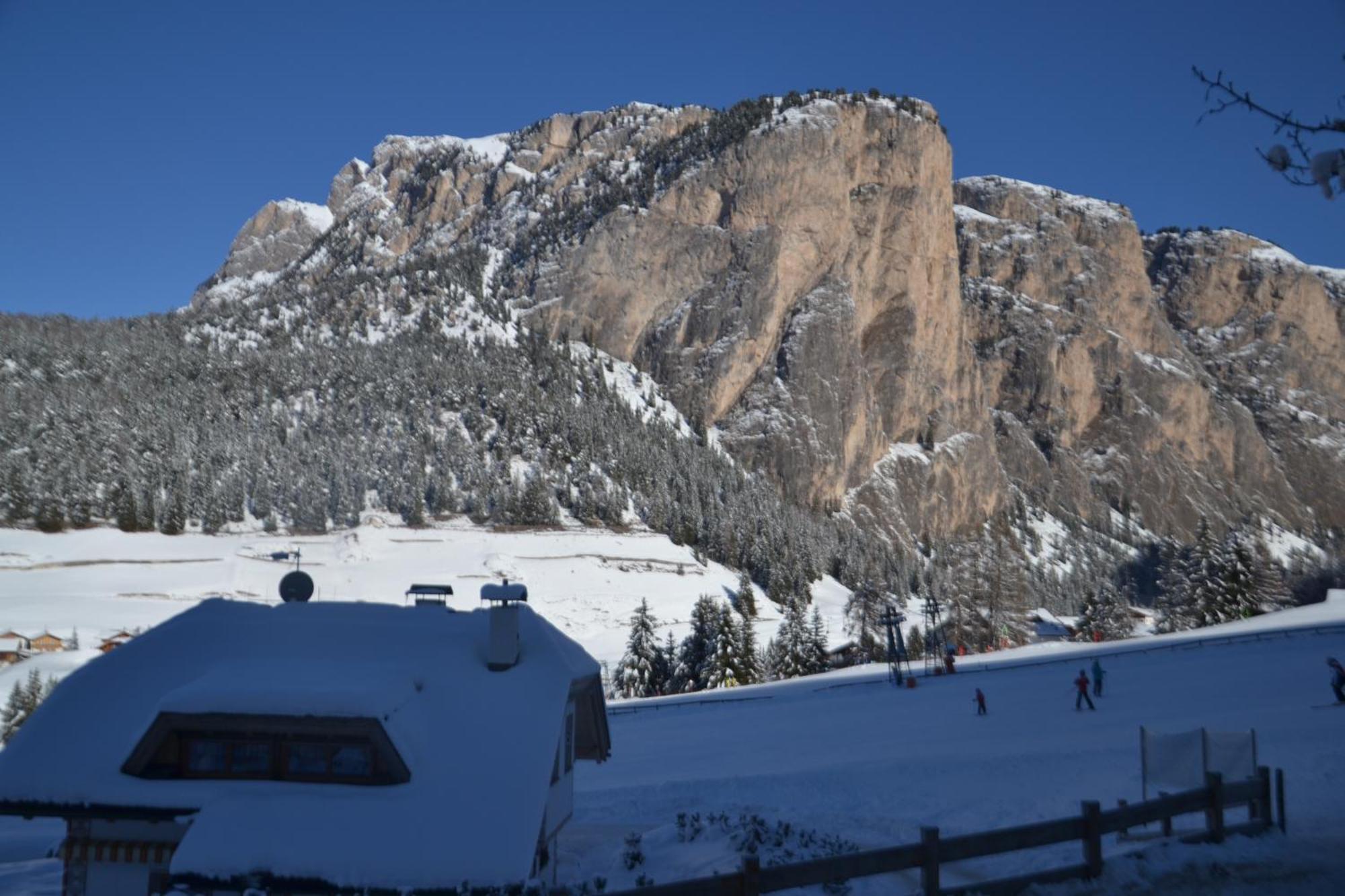 Hotel Scoiattolo Selva di Val Gardena Zewnętrze zdjęcie