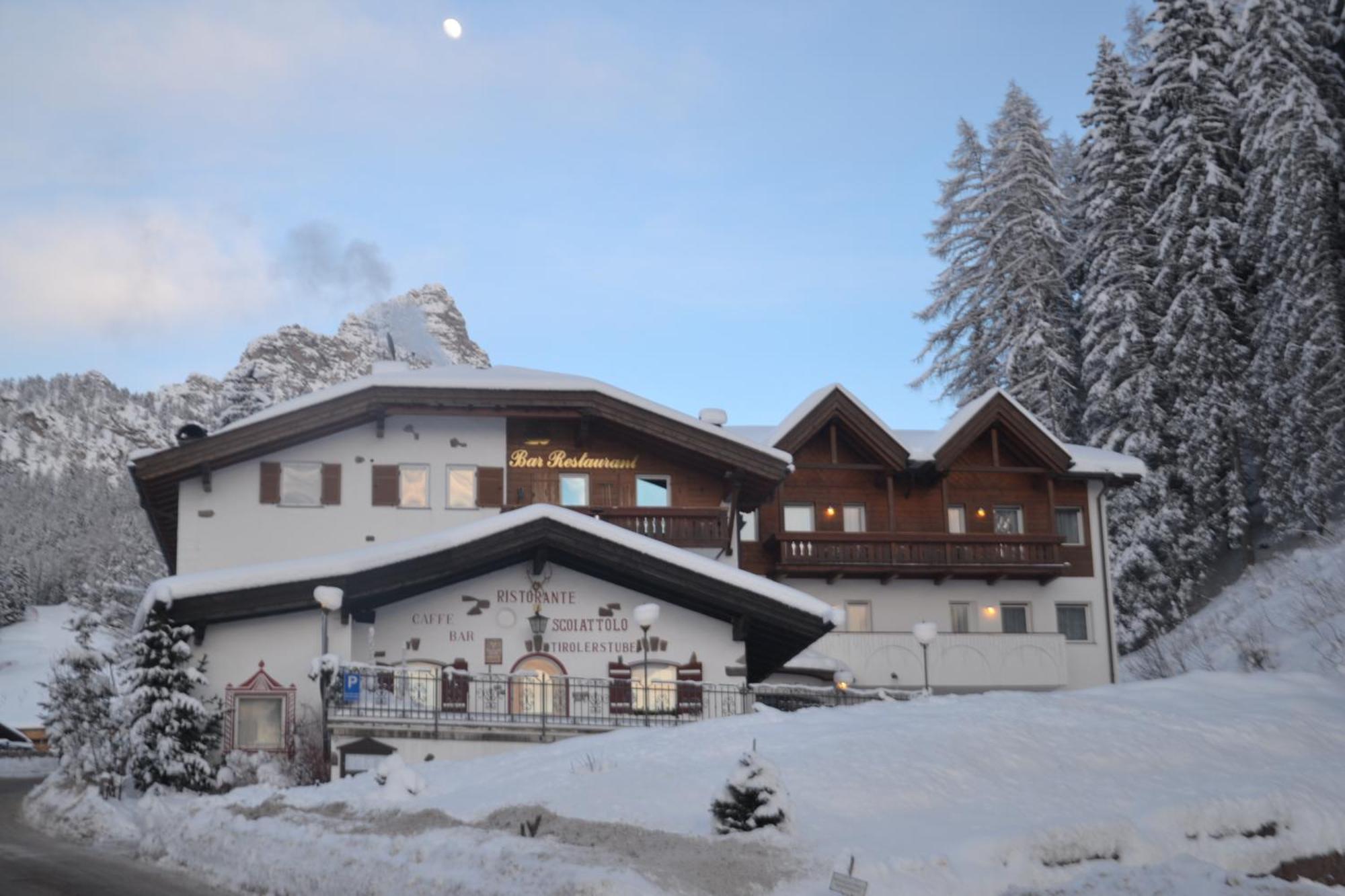 Hotel Scoiattolo Selva di Val Gardena Zewnętrze zdjęcie