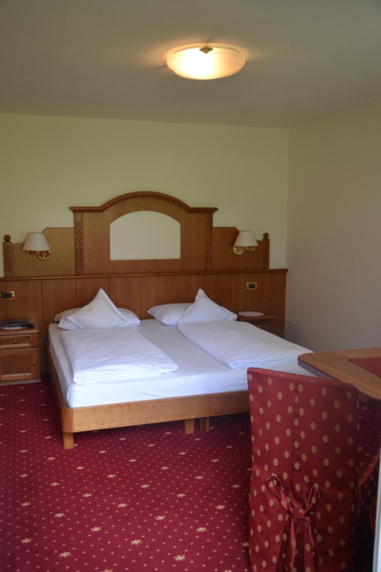 Hotel Scoiattolo Selva di Val Gardena Zewnętrze zdjęcie
